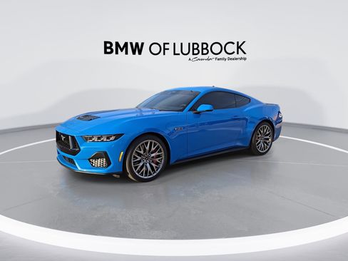 Used 2024 Ford Mustang GT Premium image 4