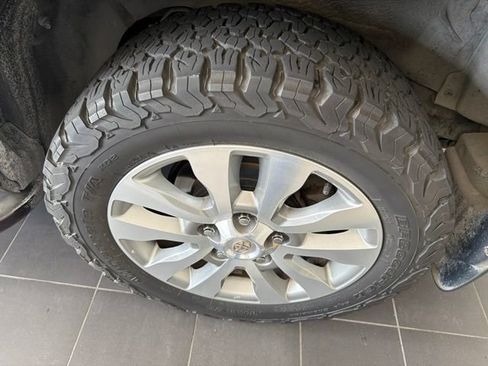 Used 2014 Toyota Sequoia Limited RWD image 11