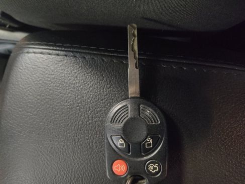 Used 2016 Ford Focus SE FWD image 32