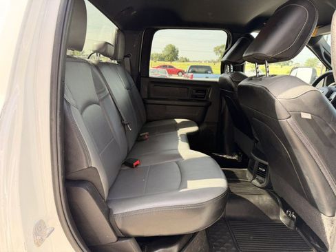 Used 2022 RAM 2500 Tradesman w/ Chrome Appearance Group AWD/4WD image 26