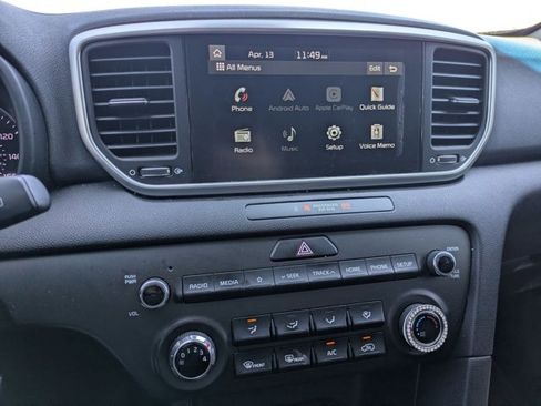 Used 2020 Kia Sportage LX image 17