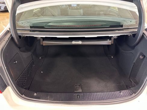 Used 2014 Mercedes-Benz E 350 Sedan image 37