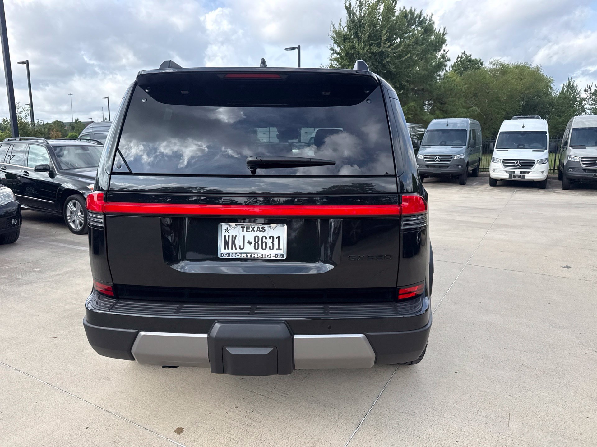 Used 2024 Lexus GX 550 AWD/4WD image 5
