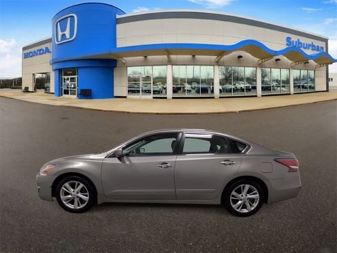 Used 2015 Nissan Altima 2.5 SV image 5