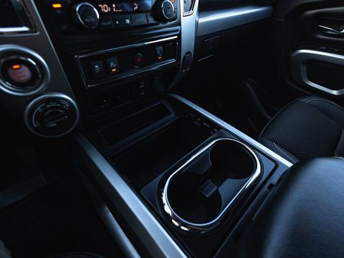 Used 2018 Nissan Titan PRO-4X image 24