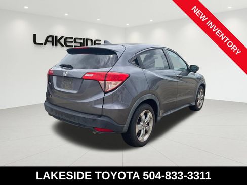 Used 2016 Honda HR-V EX image 4