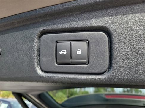 Used 2023 Nissan Pathfinder Platinum w/ Lighting Package (N93) image 30