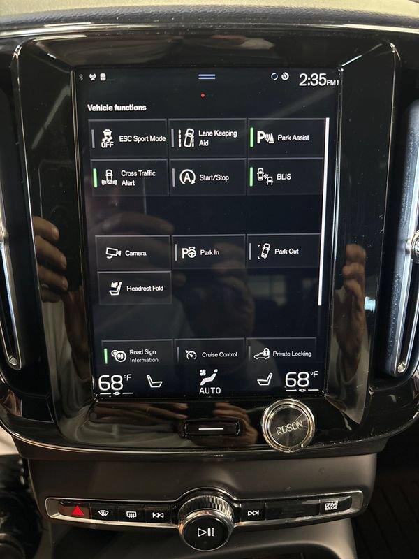 Used 2019 Volvo XC40 T5 R-Design AWD/4WD image 41