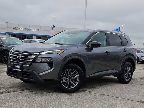 Used 2024 Nissan Rogue S FWD image 1