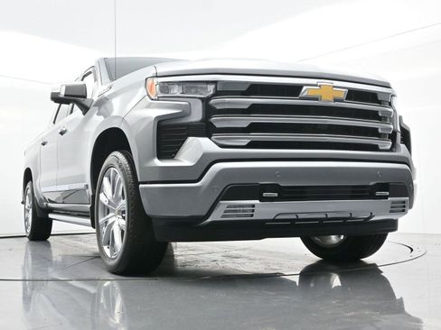 Used 2026 Chevrolet Silverado 1500 High Country AWD/4WD image 45
