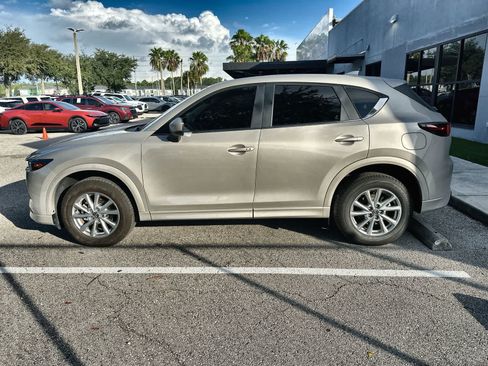 Used 2025 MAZDA CX-5 AWD 2.5 S w/ Preferred Package image 5