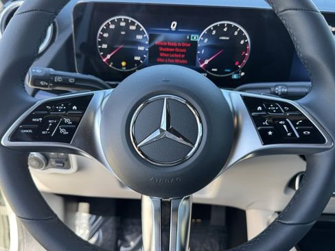 New 2026 Mercedes-Benz GLA 250 GLA 250 image 11