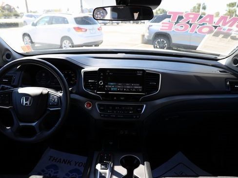 Certified 2025 Honda Ridgeline Sport+ image 12