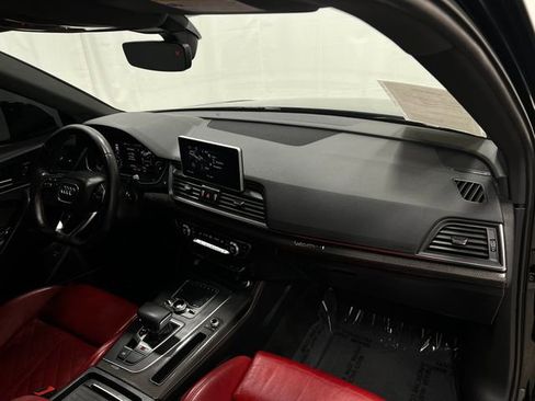 Used 2019 Audi SQ5 Premium Plus w/ Premium Plus Package image 21
