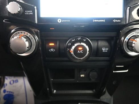 Used 2024 Toyota 4Runner TRD Off-Road Premium image 18