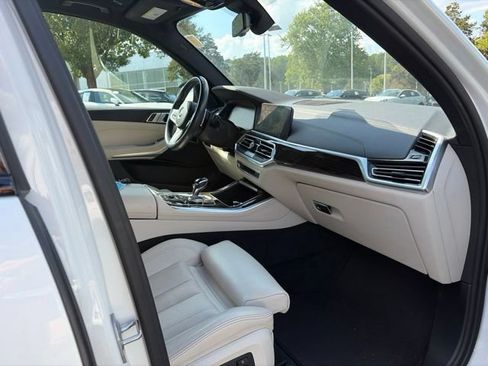 Used 2020 BMW X5 xDrive40i w/ M Sport Package AWD/4WD image 20