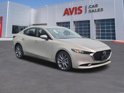 Used 2025 MAZDA MAZDA3 s FWD image 3