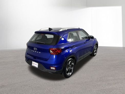 Used 2022 Hyundai Venue SEL w/ Cargo Package image 31