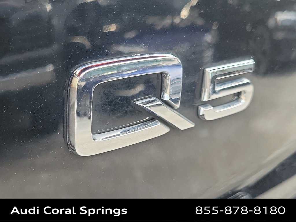 Used 2020 Audi Q5 2.0T Premium w/ Titanium Sport Package AWD/4WD image 15