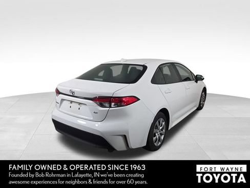 Used 2024 Toyota Corolla LE FWD image 7