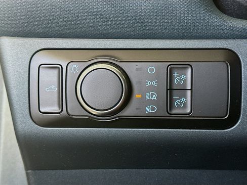 Used 2024 Ford Maverick XL FWD image 17