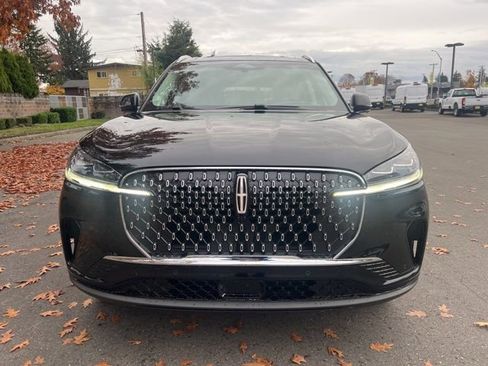 New 2025 Lincoln Aviator Reserve w/ Illumination Package image 11