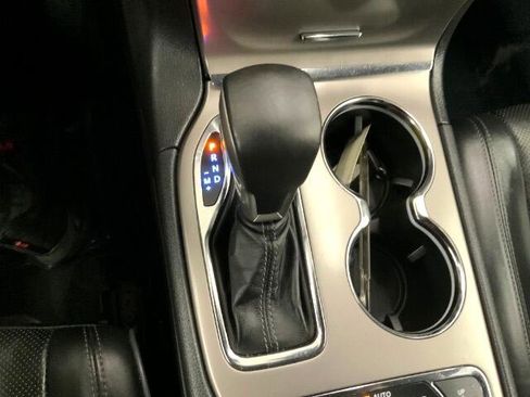 Used 2019 Jeep Grand Cherokee Overland image 18