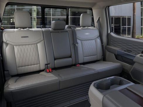 New 2025 Ford F250 Platinum w/ Platinum Plus Package image 11