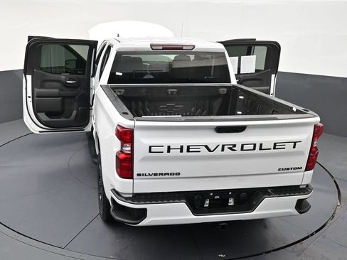 Used 2024 Chevrolet Silverado 1500 Custom w/ Turbomax Blackout Package RWD image 32