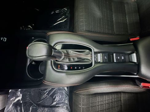 Used 2024 Honda HR-V Sport image 22