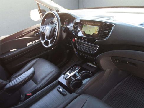 Certified 2022 Honda Pilot Elite image 10