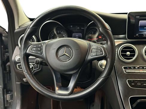 Used 2017 Mercedes-Benz C 300 4MATIC Sedan image 19