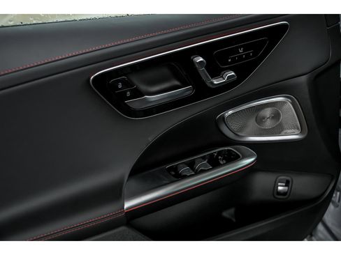 New 2026 Mercedes-Benz C 43 AMG 4MATIC Sedan image 5