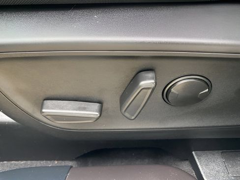 Used 2023 Ford Escape ST-Line w/ Tech Pack #1 image 9