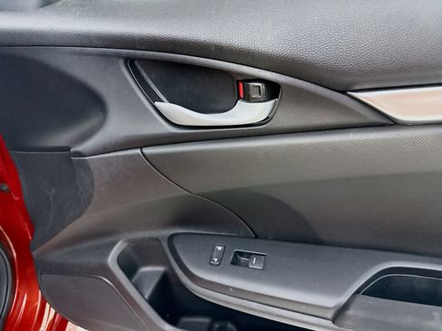 Used 2019 Honda Civic LX image 30