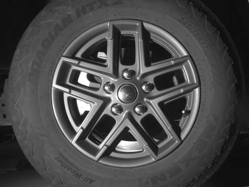 Used 2025 Jeep Wrangler Unlimited Sport AWD/4WD image 13