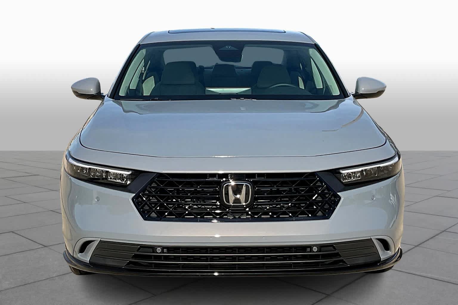 Certified 2025 Honda Accord EX-L image 3