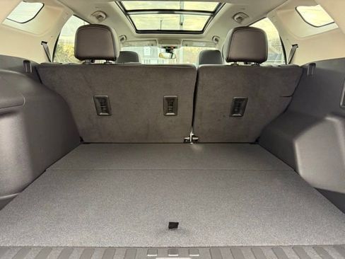 Used 2023 GMC Terrain Denali w/ Black Diamond Edition image 13