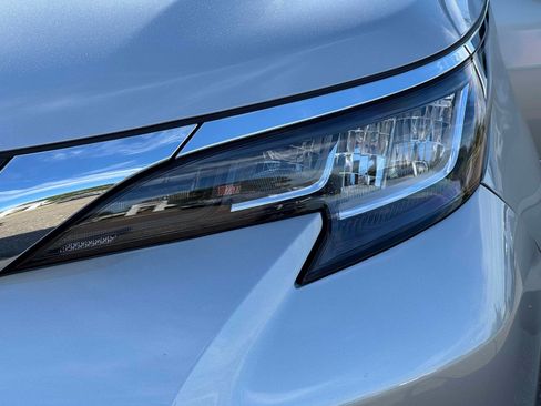 Certified 2023 Toyota Sienna XLE w/ XLE Plus Package AWD/4WD image 6
