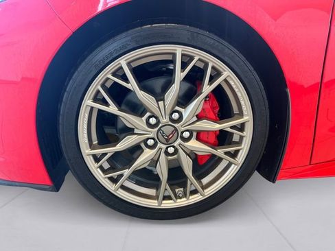 New 2024 Chevrolet Corvette Stingray Preferred Conv w/ 2LT RWD image 9