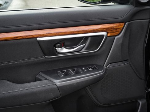 Used 2018 Honda CR-V EX image 15