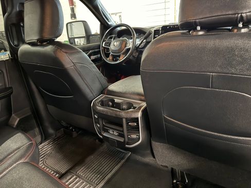 Used 2023 RAM 2500 Big Horn w/ Level B Equipment Group image 19