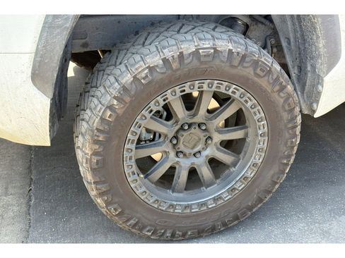 Used 2024 Toyota Tundra SR5 w/ SR5 Convenience Package AWD/4WD image 4