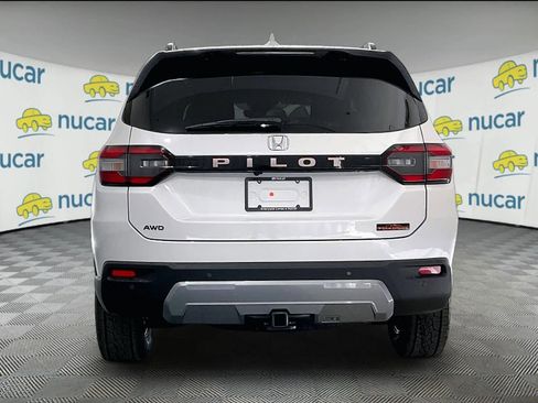 New 2026 Honda Pilot TrailSport image 6