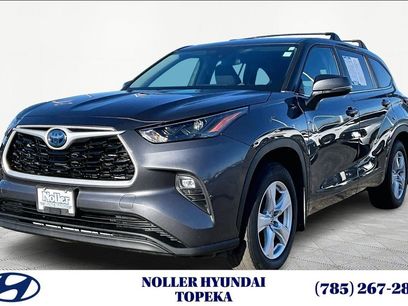 Used 2024 Toyota Highlander LE