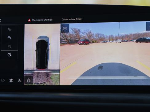 Certified 2025 Audi Q5 Premium w/ Convenience Package image 15