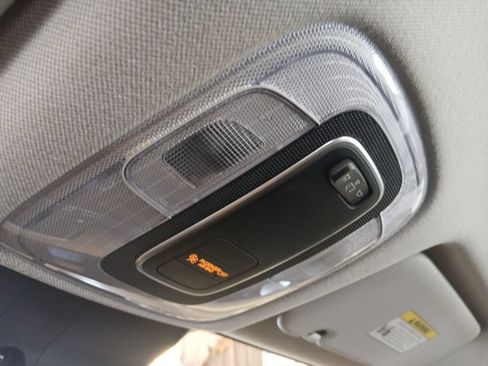 Used 2024 Hyundai Elantra SE FWD image 21