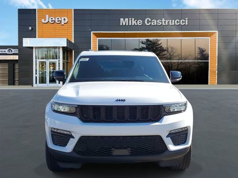 New 2025 Jeep Grand Cherokee Limited w/ Black Appearance Package image 2