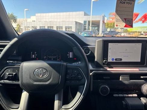 Used 2026 Toyota 4Runner SR5 AWD/4WD image 10