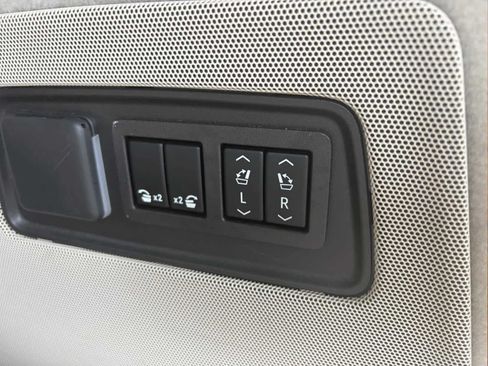 Certified 2023 Cadillac Escalade Sport Platinum w/ LPO, Floor Liner Package AWD/4WD image 27